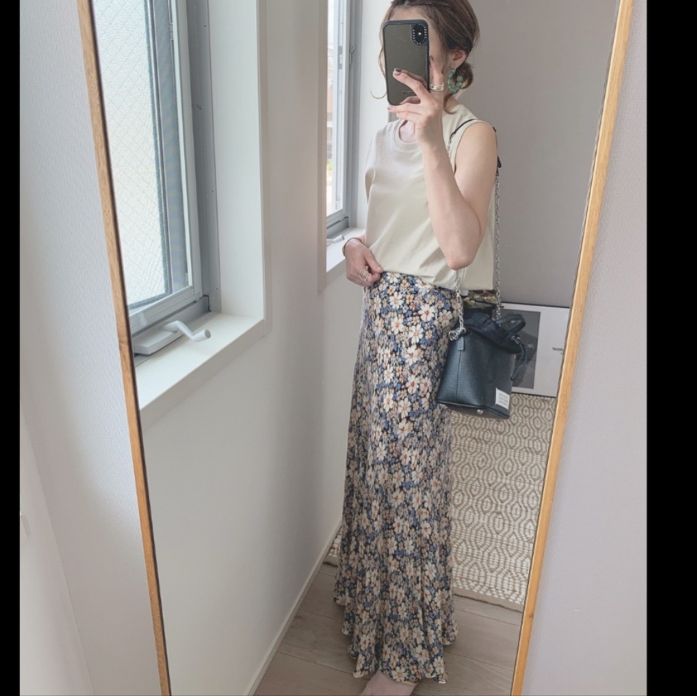 BNWT! ZARA MIDI SKIRT - Picture 6 of 7